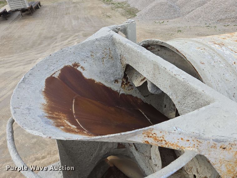 image for item EC4205 2016 Terex Advance Mixer ready mix truck