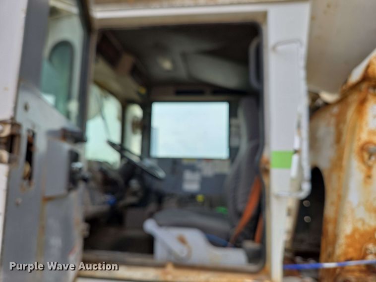 image for item EC4205 2016 Terex Advance Mixer ready mix truck