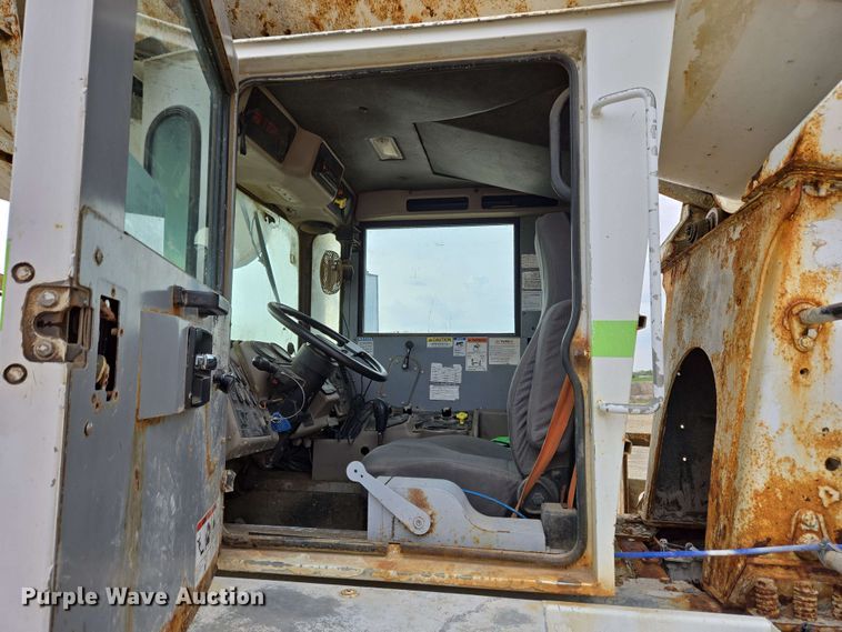 image for item EC4205 2016 Terex Advance Mixer ready mix truck