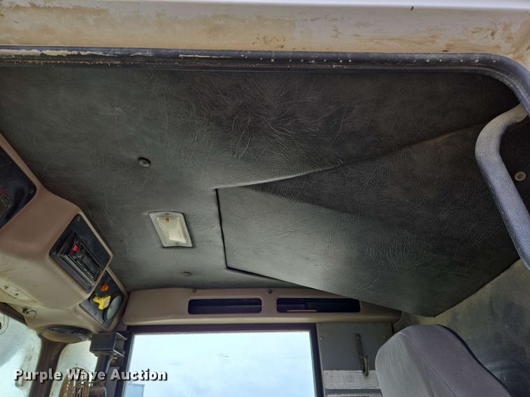 image for item EC4205 2016 Terex Advance Mixer ready mix truck