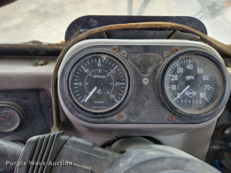 image for item EC4205 2016 Terex Advance Mixer ready mix truck