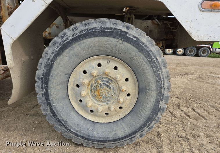 image for item EC4205 2016 Terex Advance Mixer ready mix truck