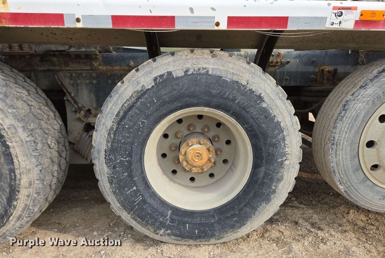 image for item EC4205 2016 Terex Advance Mixer ready mix truck