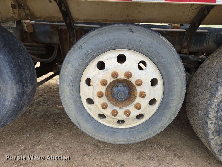 image for item EC4205 2016 Terex Advance Mixer ready mix truck