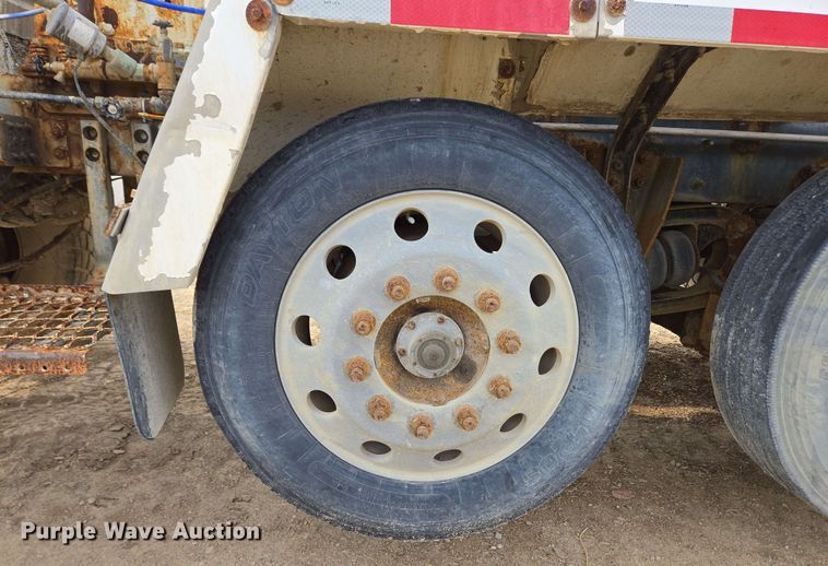 image for item EC4205 2016 Terex Advance Mixer ready mix truck