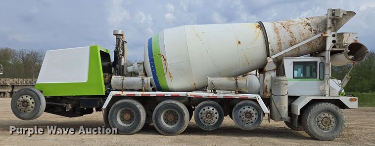 image for item EC4206 2015 Terex FDB6000 ready mix truck