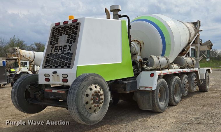 image for item EC4206 2015 Terex FDB6000 ready mix truck
