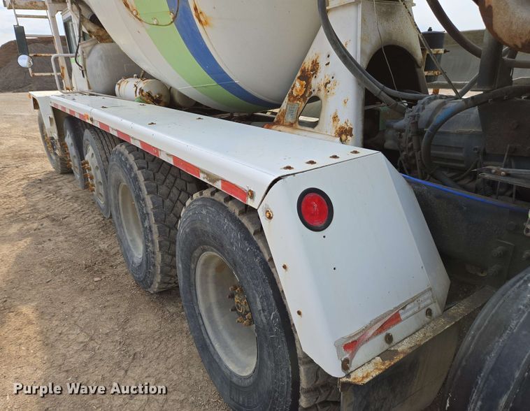 image for item EC4206 2015 Terex FDB6000 ready mix truck