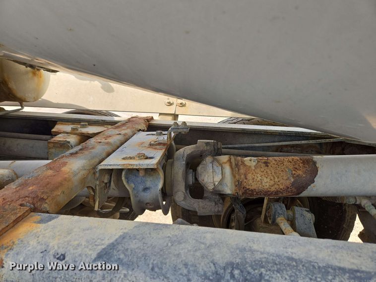 image for item EC4206 2015 Terex FDB6000 ready mix truck