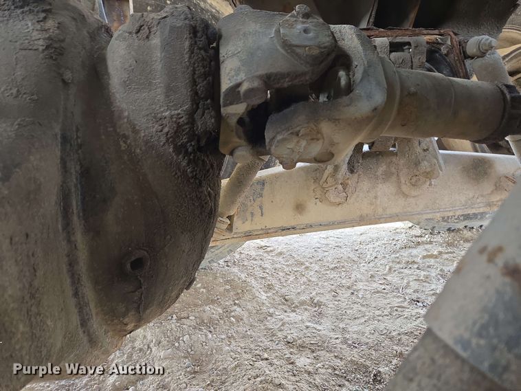 image for item EC4206 2015 Terex FDB6000 ready mix truck