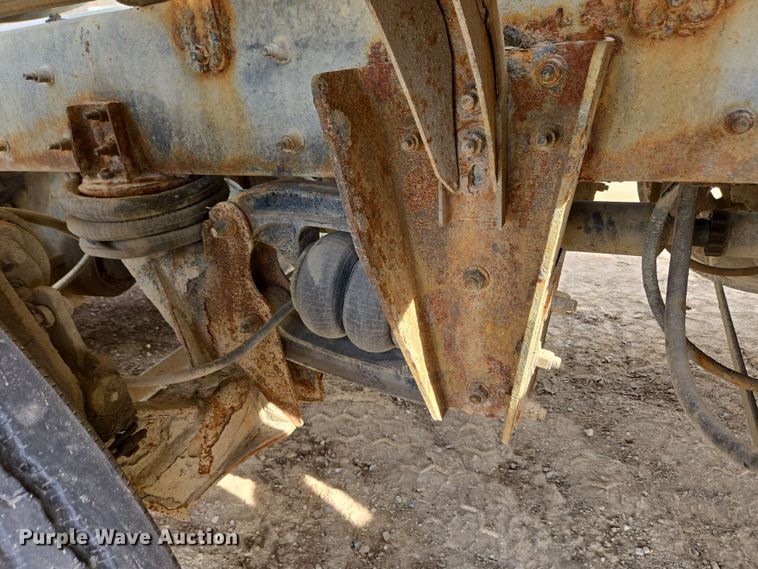 image for item EC4206 2015 Terex FDB6000 ready mix truck