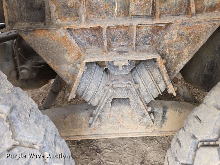 image for item EC4206 2015 Terex FDB6000 ready mix truck