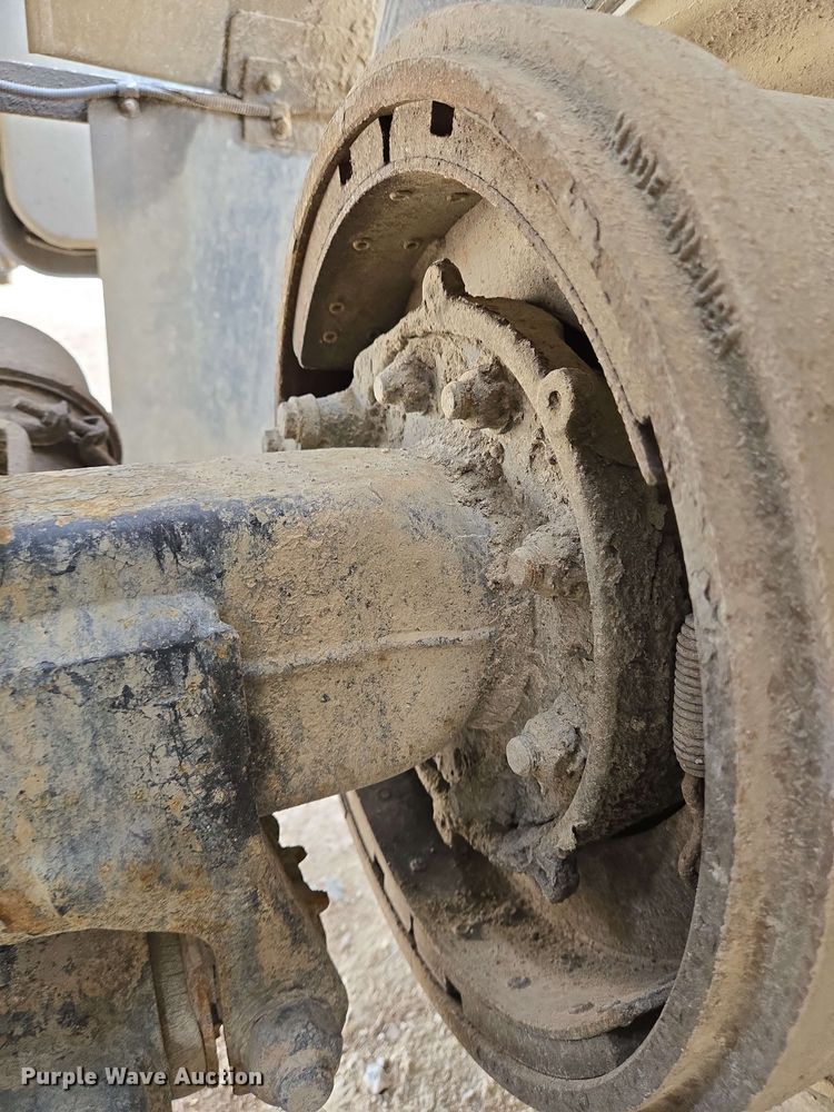 image for item EC4206 2015 Terex FDB6000 ready mix truck