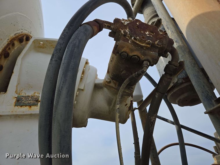 image for item EC4206 2015 Terex FDB6000 ready mix truck