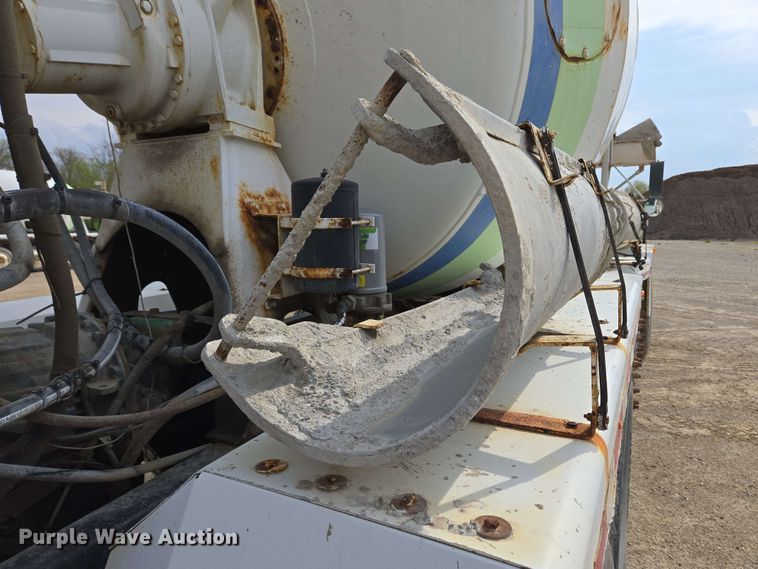 image for item EC4206 2015 Terex FDB6000 ready mix truck