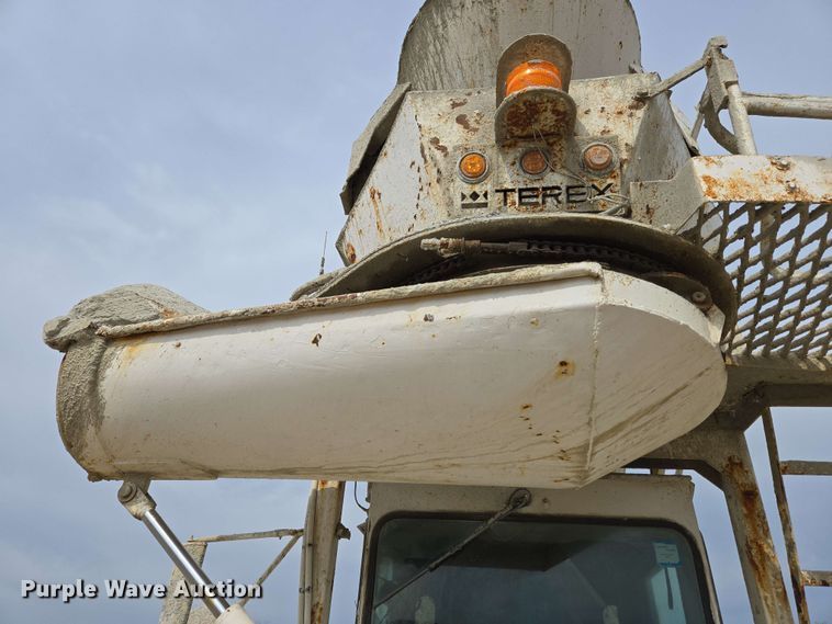 image for item EC4206 2015 Terex FDB6000 ready mix truck