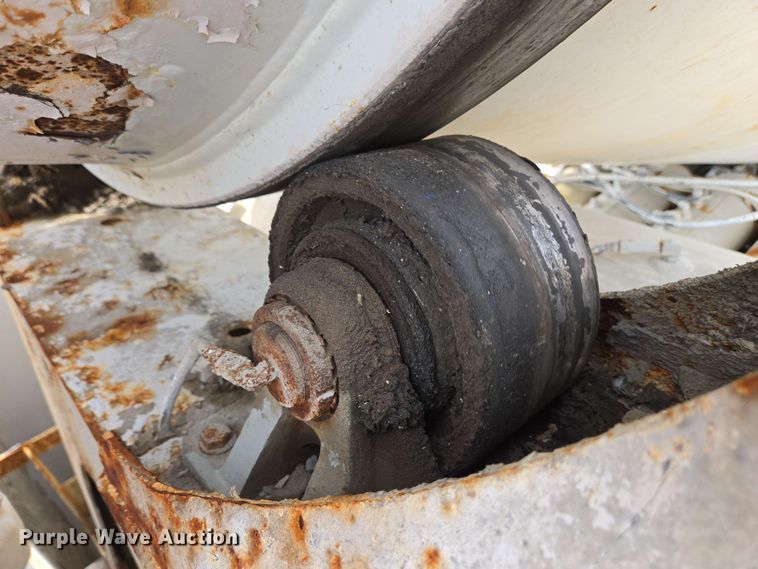 image for item EC4206 2015 Terex FDB6000 ready mix truck