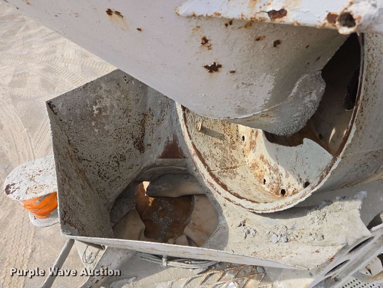 image for item EC4206 2015 Terex FDB6000 ready mix truck