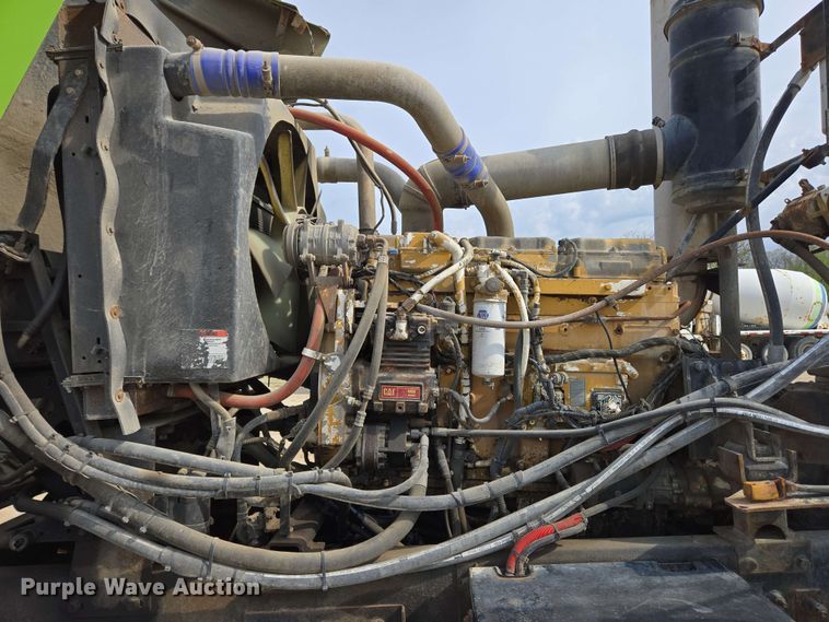 image for item EC4206 2015 Terex FDB6000 ready mix truck