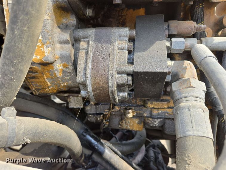 image for item EC4206 2015 Terex FDB6000 ready mix truck