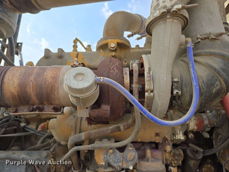 image for item EC4206 2015 Terex FDB6000 ready mix truck