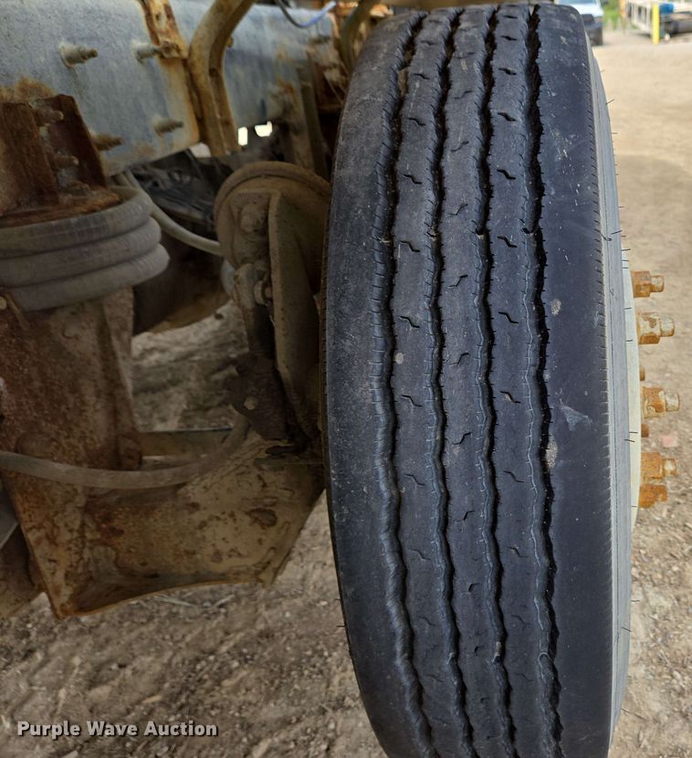 image for item EC4206 2015 Terex FDB6000 ready mix truck