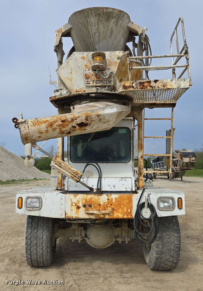 image for item EC4207 2016 Terex Advance Mixer ready mix truck