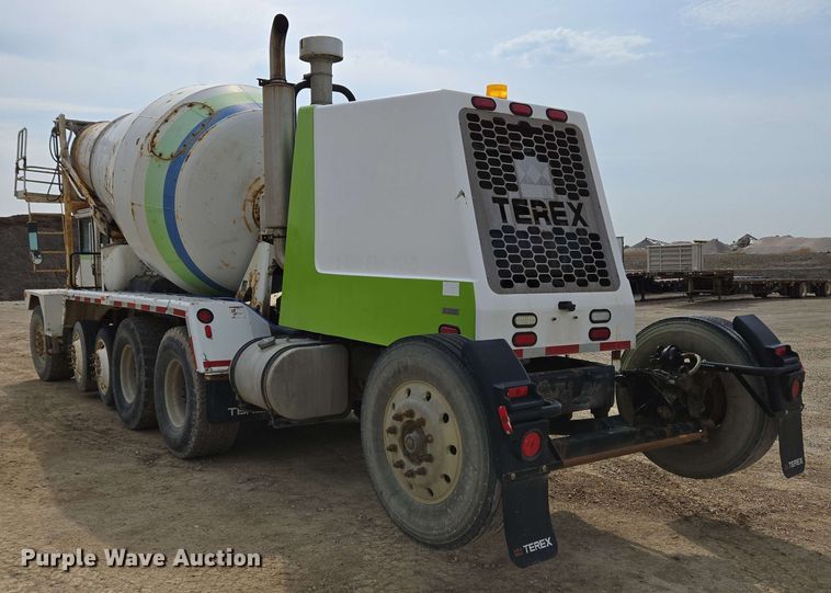 image for item EC4207 2016 Terex Advance Mixer ready mix truck