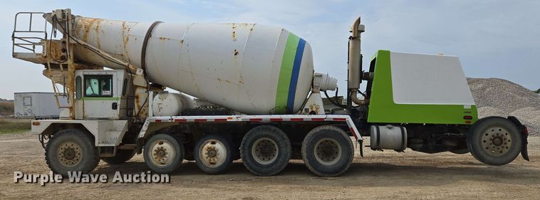 image for item EC4207 2016 Terex Advance Mixer ready mix truck