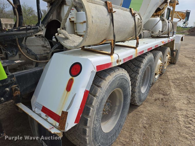 image for item EC4207 2016 Terex Advance Mixer ready mix truck