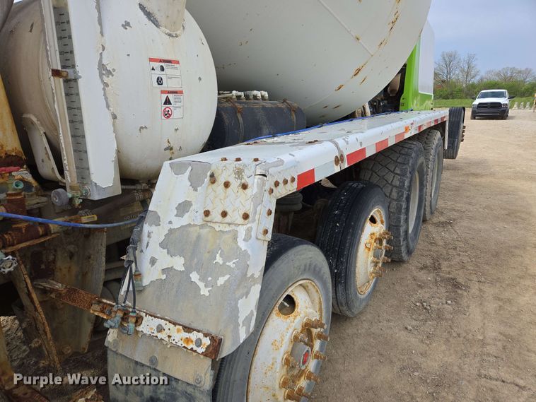 image for item EC4207 2016 Terex Advance Mixer ready mix truck