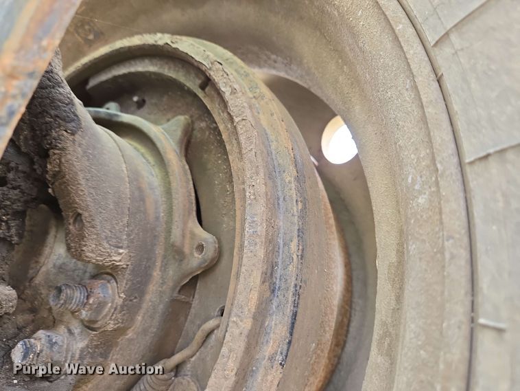 image for item EC4207 2016 Terex Advance Mixer ready mix truck