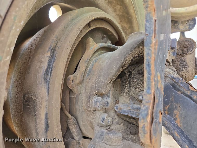 image for item EC4207 2016 Terex Advance Mixer ready mix truck