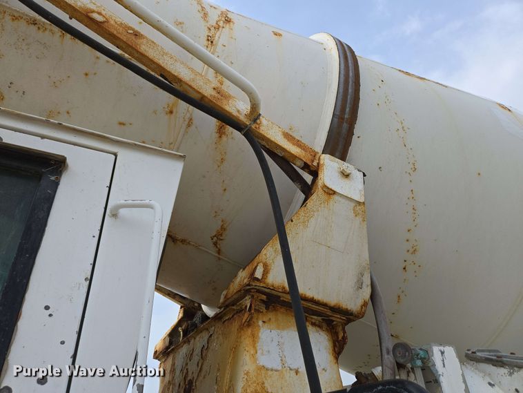 image for item EC4207 2016 Terex Advance Mixer ready mix truck