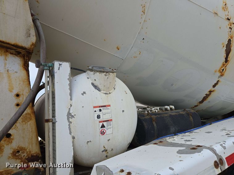 image for item EC4207 2016 Terex Advance Mixer ready mix truck