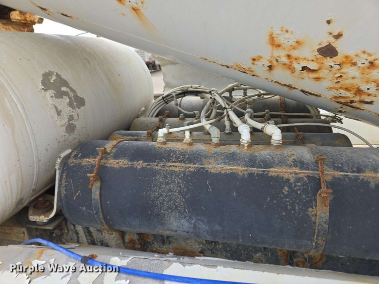 image for item EC4207 2016 Terex Advance Mixer ready mix truck