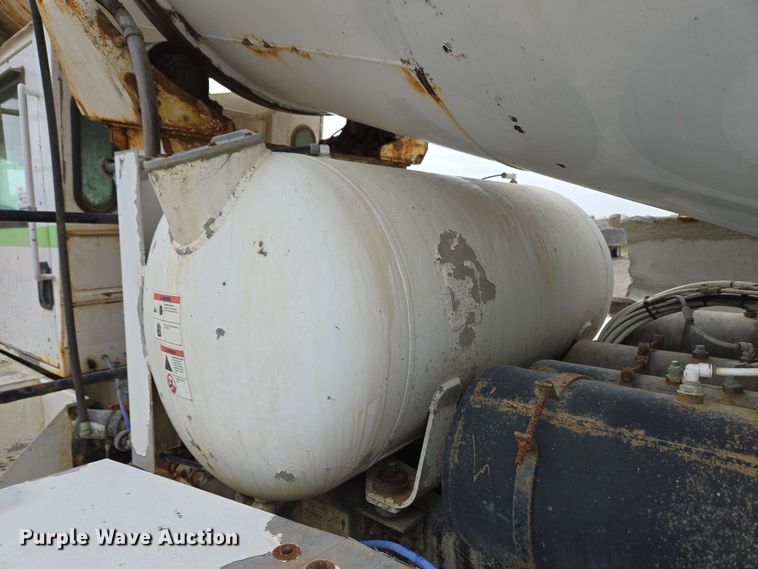 image for item EC4207 2016 Terex Advance Mixer ready mix truck