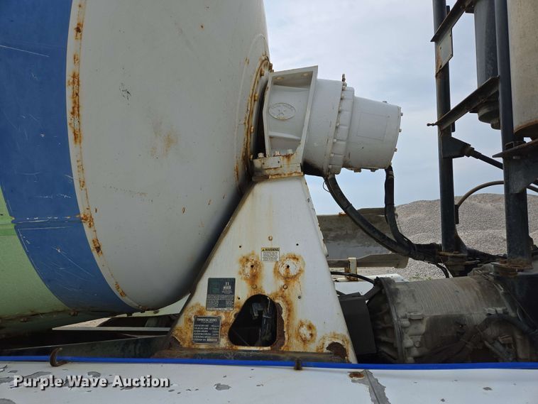 image for item EC4207 2016 Terex Advance Mixer ready mix truck