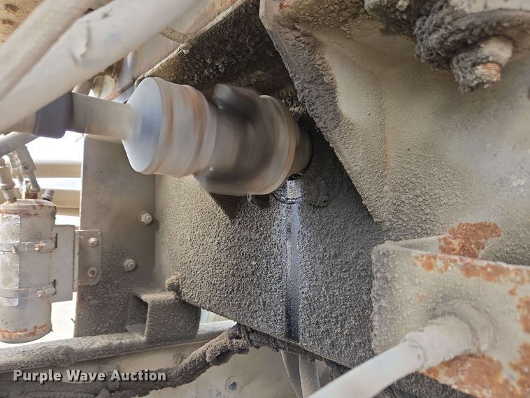 image for item EC4207 2016 Terex Advance Mixer ready mix truck