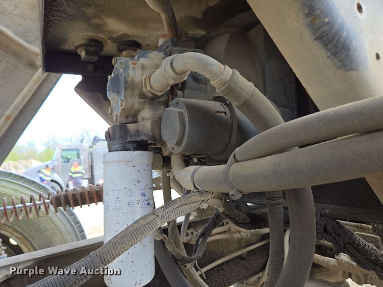 image for item EC4207 2016 Terex Advance Mixer ready mix truck