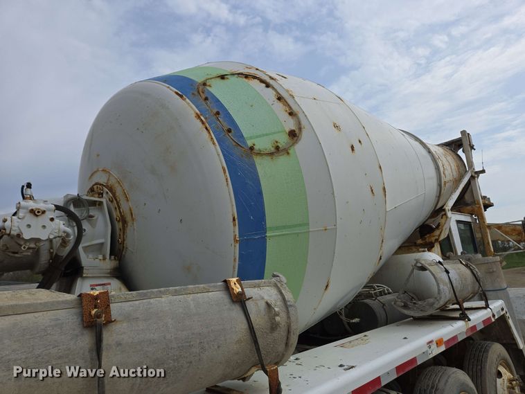 image for item EC4207 2016 Terex Advance Mixer ready mix truck