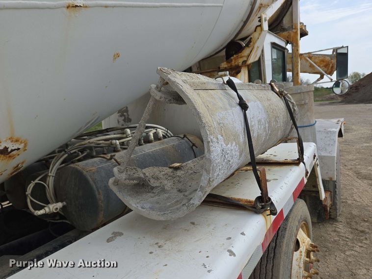 image for item EC4207 2016 Terex Advance Mixer ready mix truck