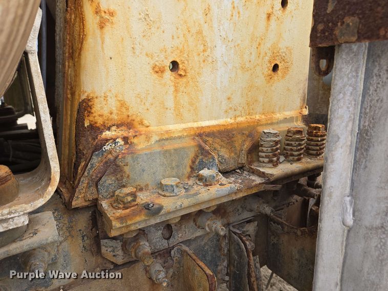 image for item EC4207 2016 Terex Advance Mixer ready mix truck