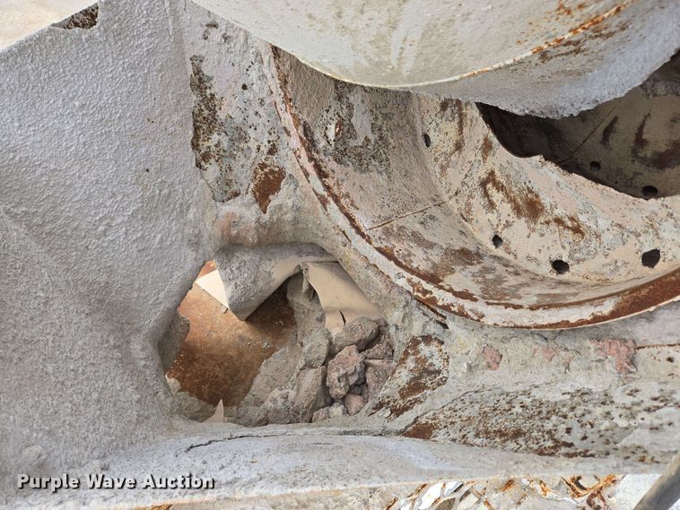 image for item EC4207 2016 Terex Advance Mixer ready mix truck