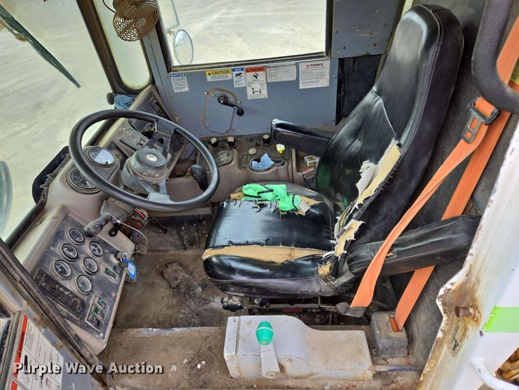 image for item EC4207 2016 Terex Advance Mixer ready mix truck