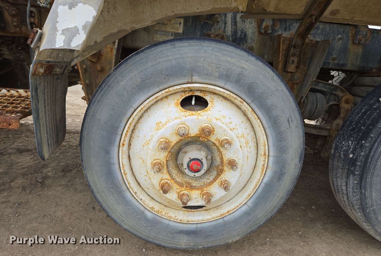 image for item EC4207 2016 Terex Advance Mixer ready mix truck