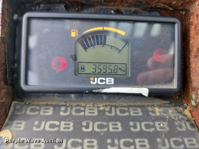 image for item EC4209 JCB 930 forklift