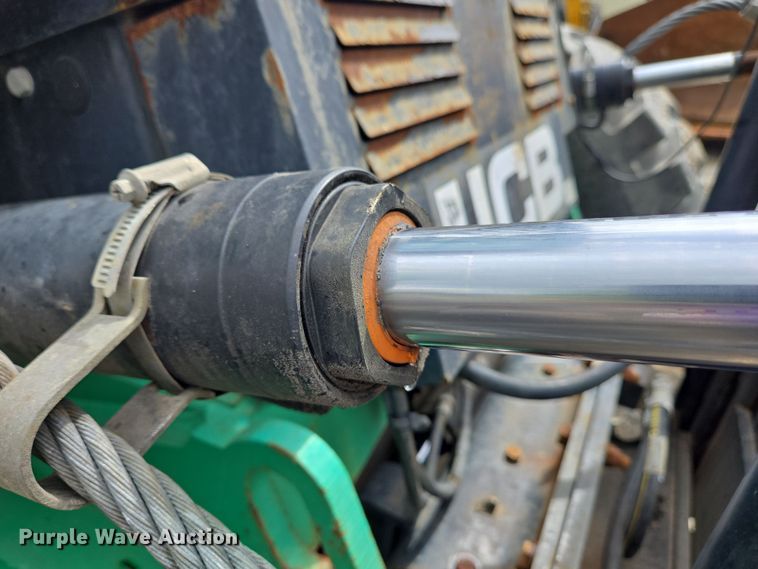 image for item EC4209 JCB 930 forklift