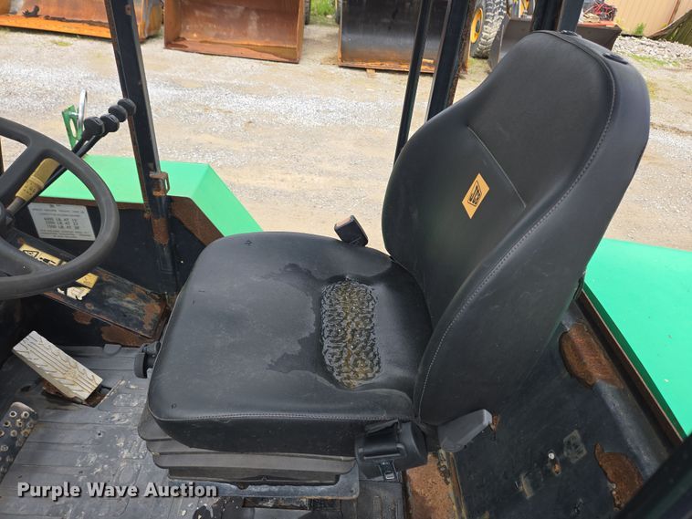 image for item EC4209 JCB 930 forklift