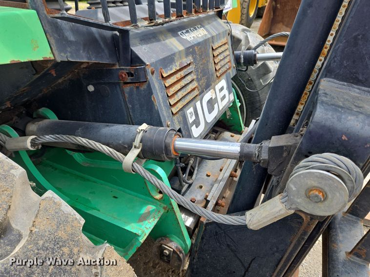 image for item EC4209 JCB 930 forklift